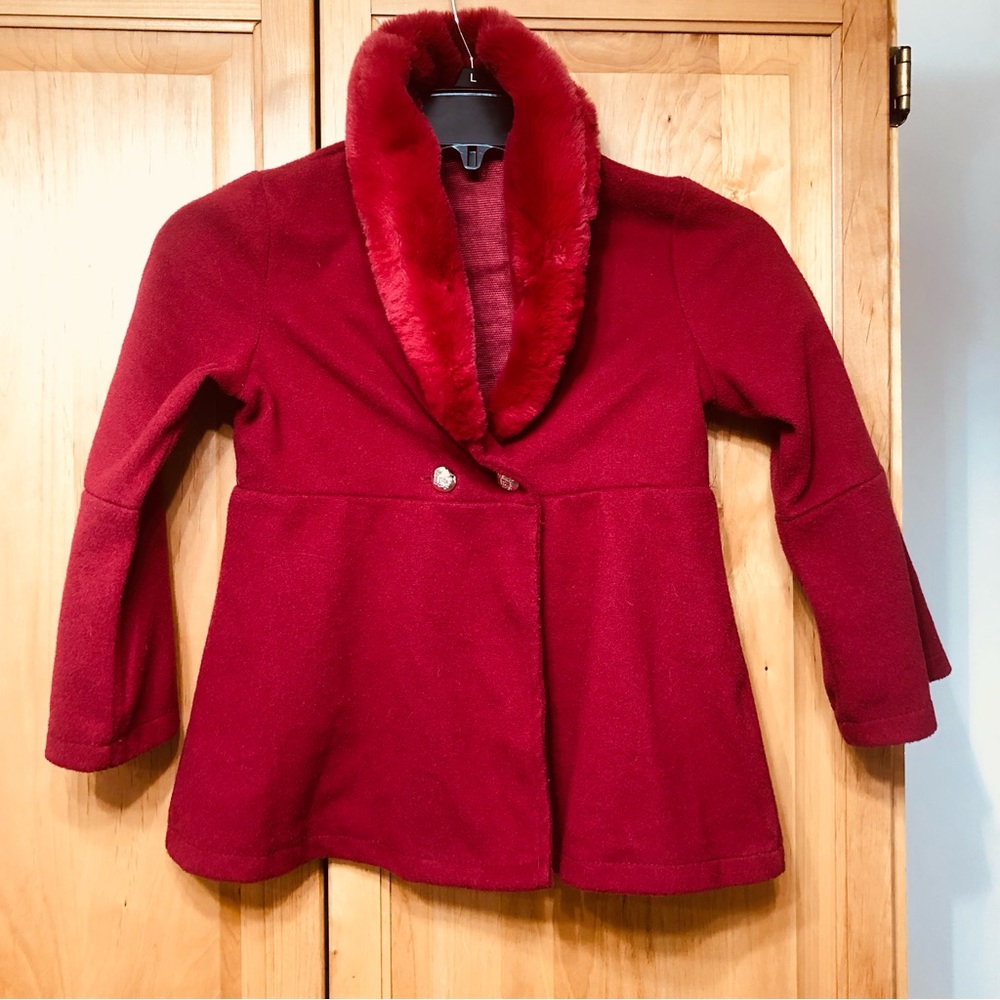 Stylish Red Coat with Faux Fur Collar